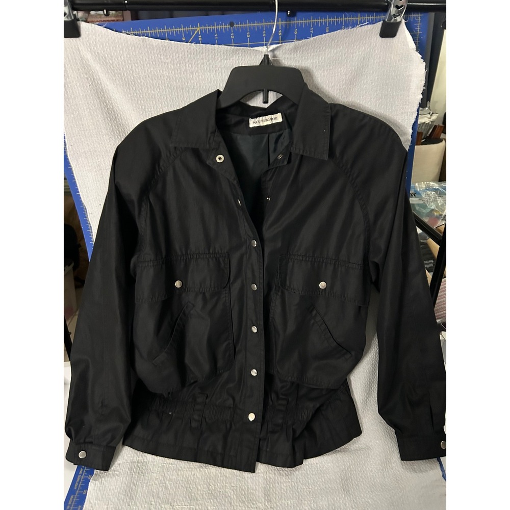 Rain Shedder 90s Gorpcore Minimalist Streetwear Style RetroUtility  Vintage menm